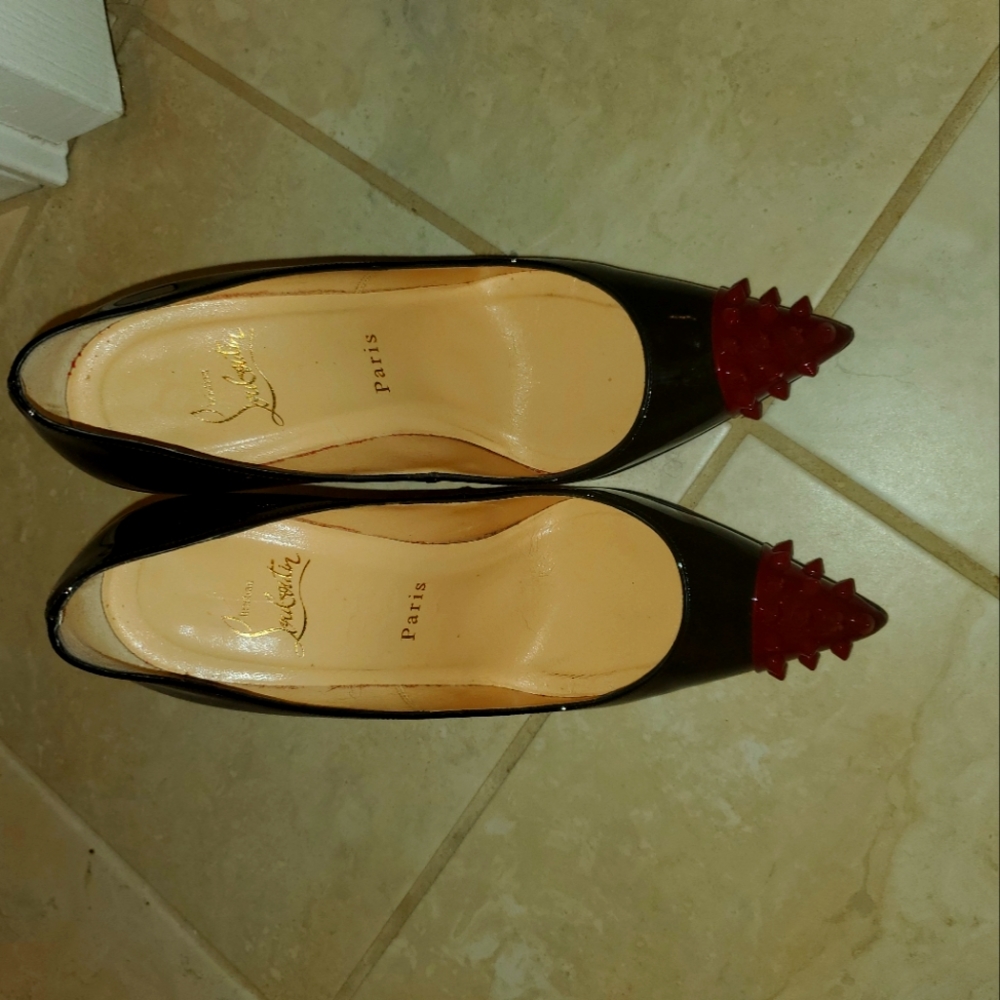 BEAUTIFUL Christian Louboutin heels